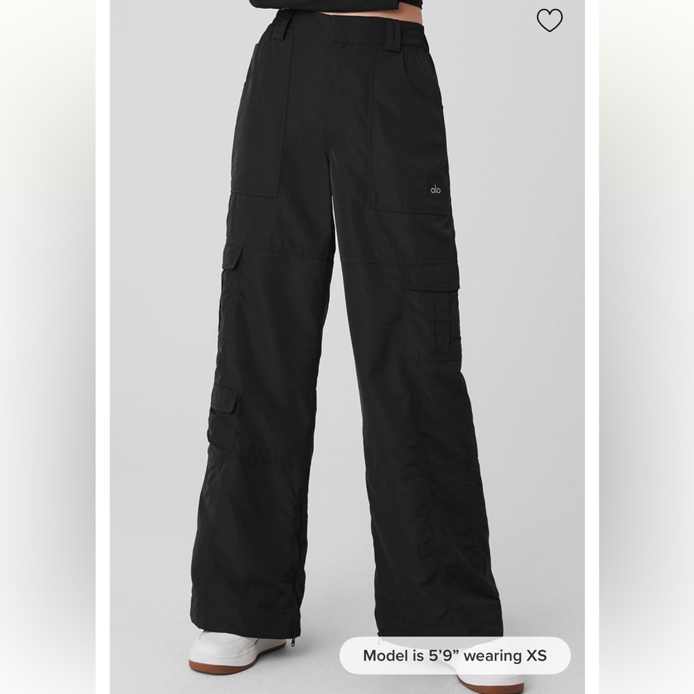 ALO Yoga High-Waist Ski-Moto Puffer Pant